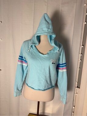 Varsity Spirit XS Blue Cropped Hoodie Raw Hem Cheer Sweatshirt Striped